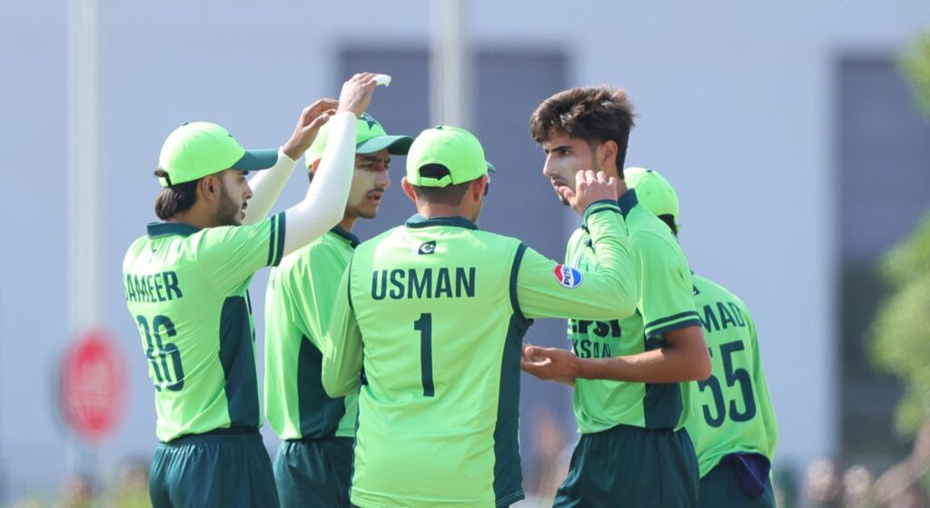 ভারতকে হারিয়ে চ্যাম্পিয়ন পাকিস্তান