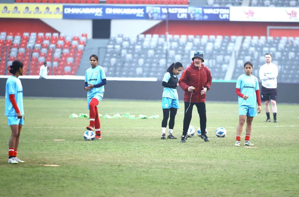 বাংলাদেশ মেয়েদের আজ আজারবাইজান পরীক্ষা