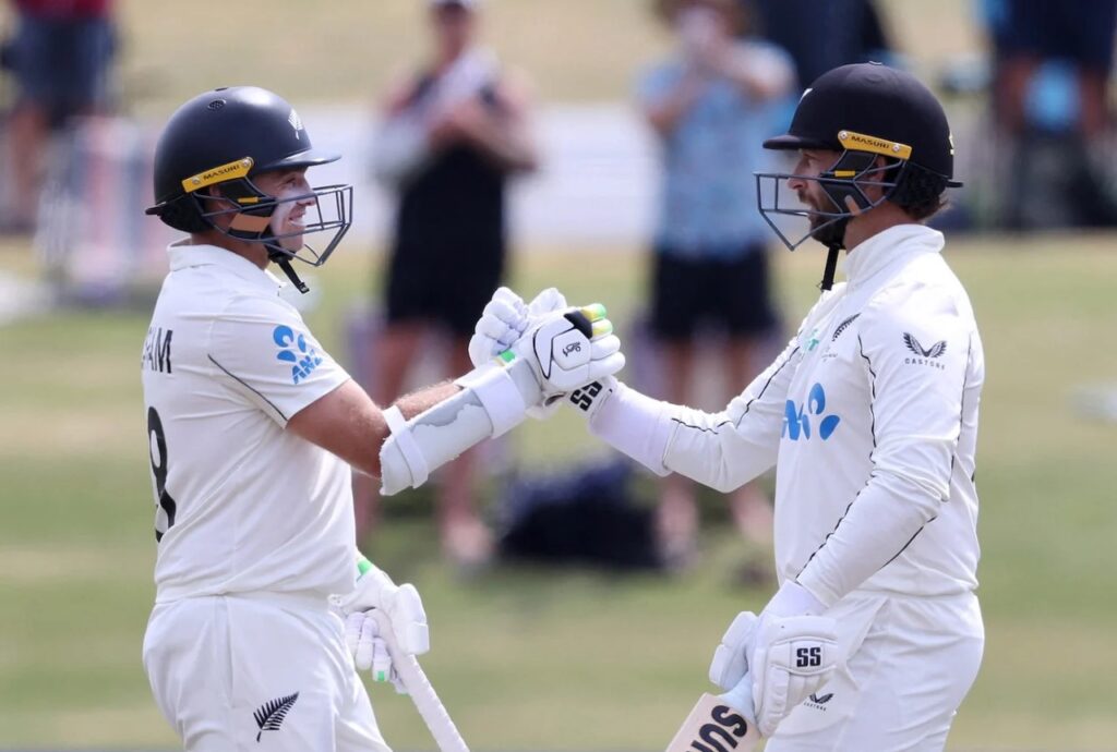 ৯৫ বছরের রেকর্ড ভেঙে ইতিহাস গড়লেন নিউজল্যান্ডের ওপেনাররা