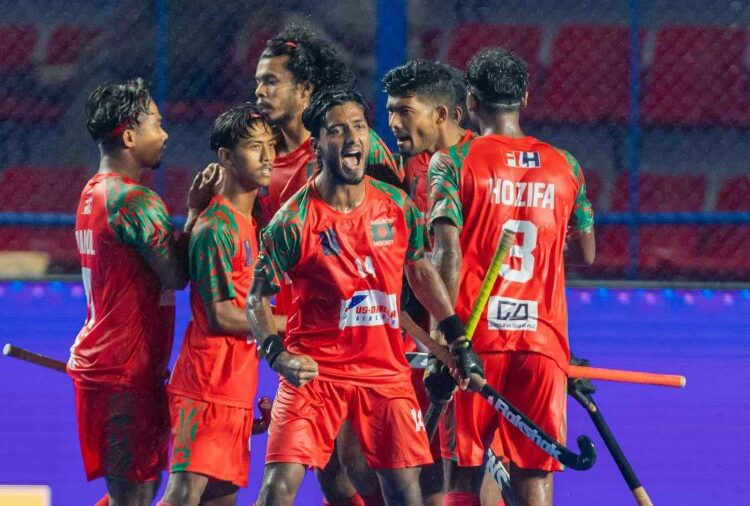 ফ্রান্সের বিপক্ষে গোল করে উল্লাস বাংলাদেশের