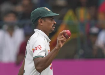 আইসিসি প্লেয়ার অব দ্য মান্থ হওয়ার দৌড়ে তাইজুল