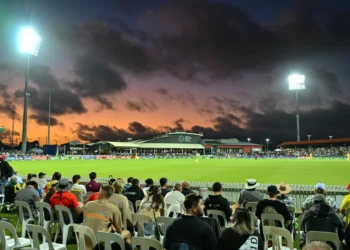 অস্ট্রেলিয়ার কুইন্সল্যান্ডের ম্যাকাইয়ে অবস্থিত গ্রেট ব্যারিয়ার রিফ অ্যারেনা