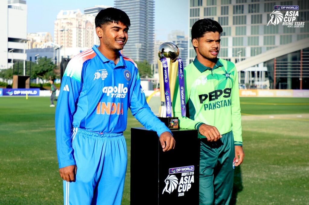 ভারত -পাকিস্তান ম্যাচে টস জিতে ফিল্ডিংয়ে ভারত