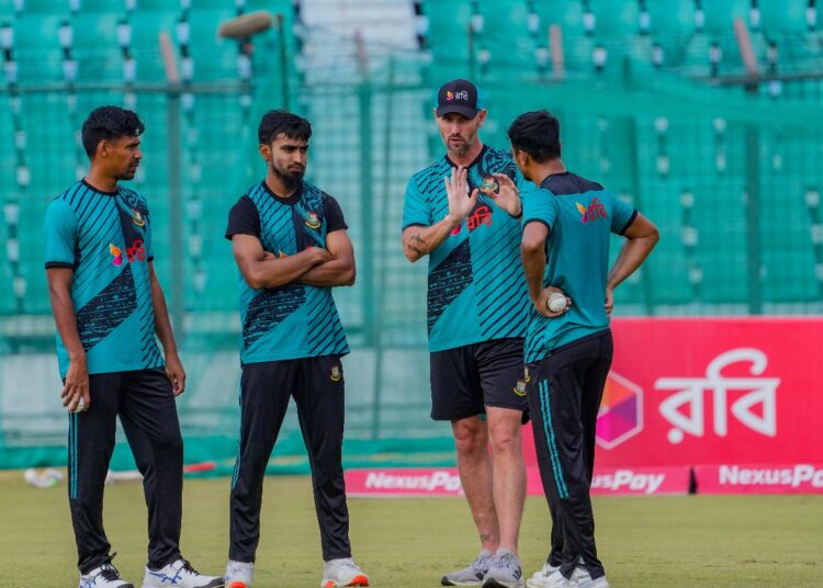 অলিখিত ফাইনালে জিততে চায় বাংলাদেশ