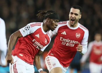 জোড়া গোলের পর মাদুয়েকে