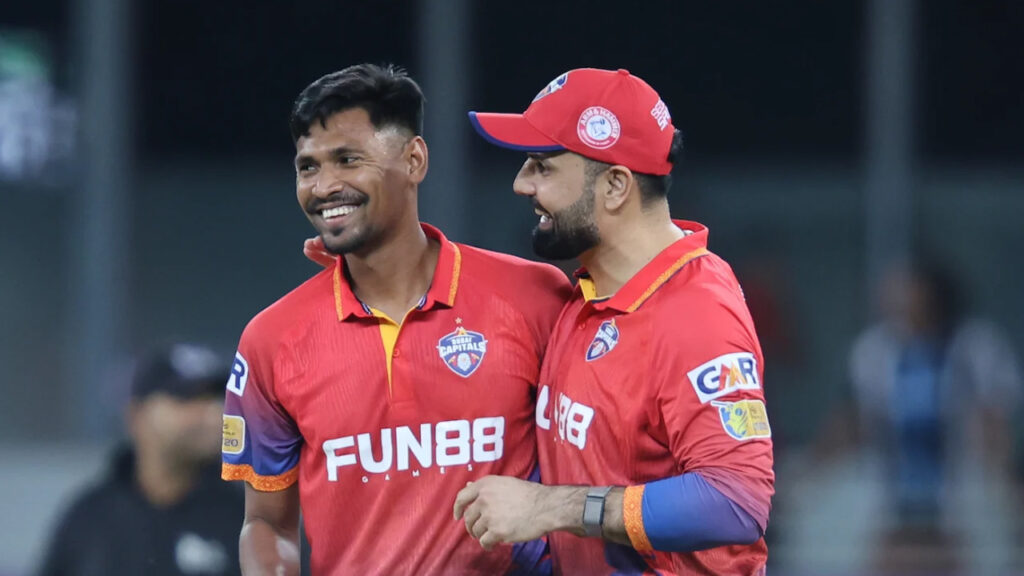 মোস্তাফিজের ঝলকে ক্যাপিটালসের প্রথম জয়