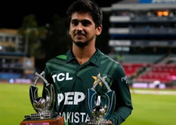 ফের টি-টোয়েন্টির এক নম্বরে সাইম আইয়ূব