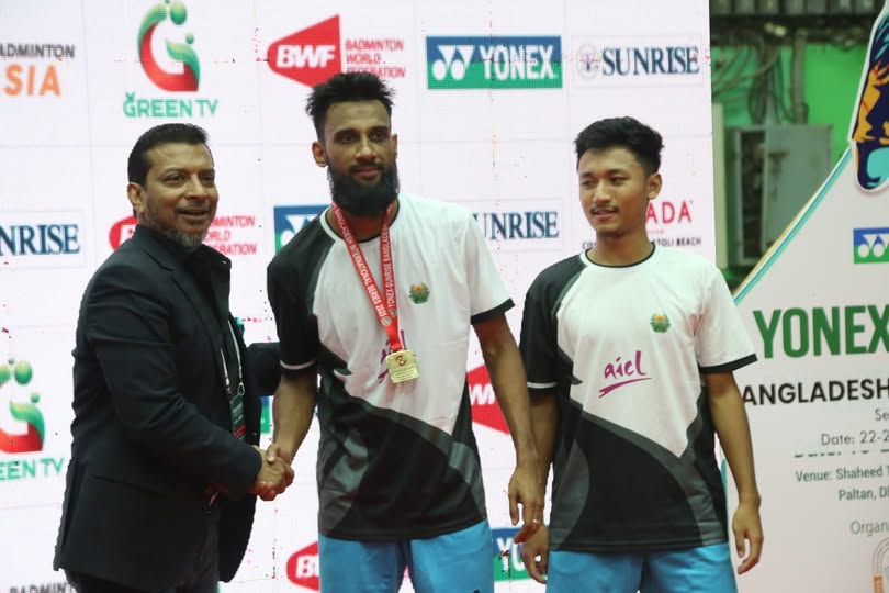 অল-বাংলাদেশ ফাইনালে গৌরব-তানভীর জুটি চ্যাম্পিয়ন।