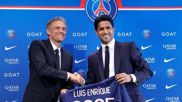 আজীবনের জন্য লুইচ এনরিকের সঙ্গে চুক্তির কথা ভাবছে পিএসজি