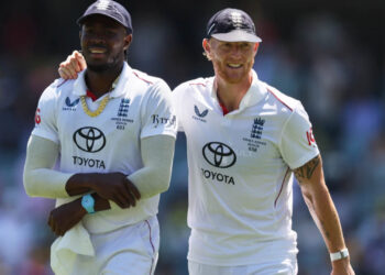 বক্সিং ডে টেস্টের আগে বড় দুঃসংবাদ পেল ইংল্যান্ড