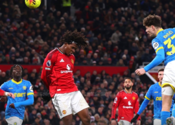 ওলভারহামটনের বিপক্ষে ম্যানইউয়ের বিষ্ময়কর ড্র