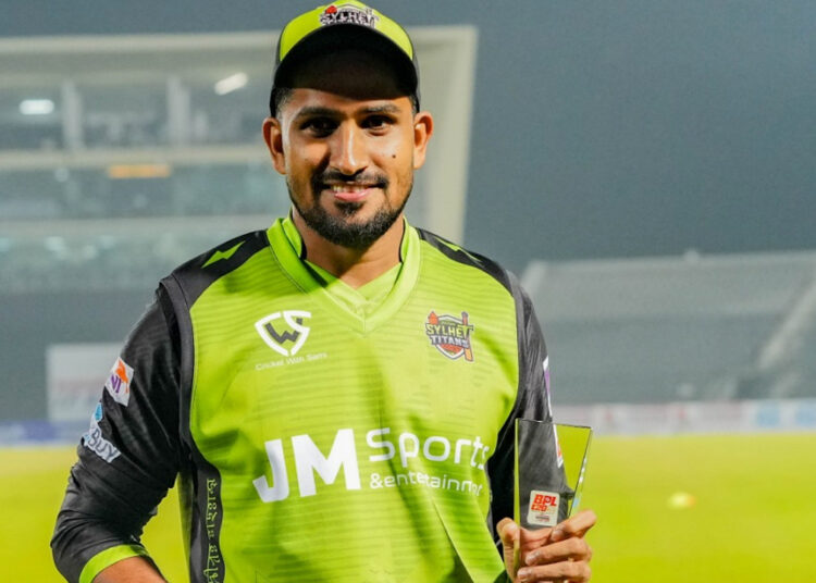 মিরাজের আত্মবিশ্বাসে জ্বলে উঠেন খালেদ