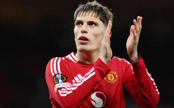 গার্নাচোর জোড়া গোলে চেলসি