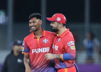 জেতার ধারায় ফিরলো মুস্তাফিজ এর দুবাই ক্যাপিটালস