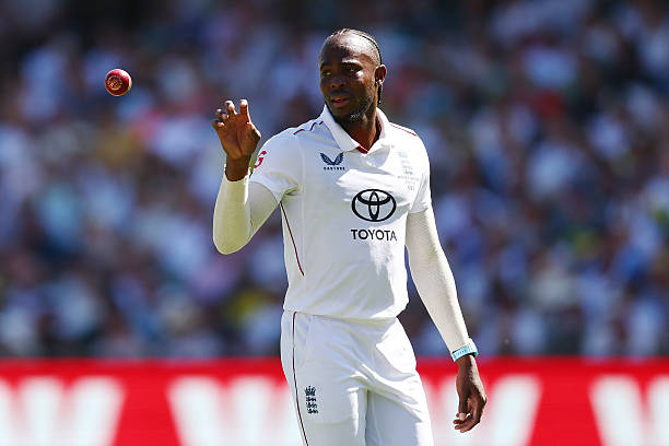 ঝুঁকি নিয়েই ইংল্যান্ডের বিশ্বকাপ স্কোয়াড ঘোষনা