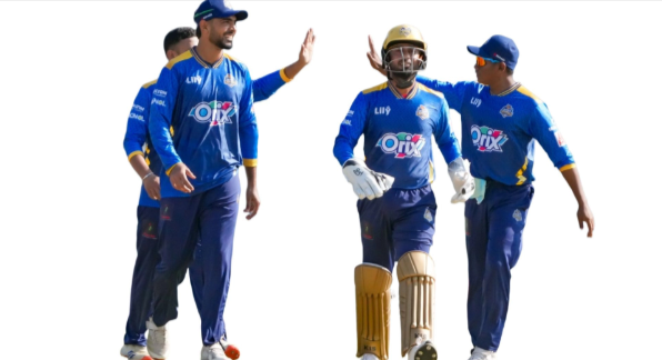 টস জিতে ফিল্ডিংয়ে ঢাকা ক্যাপিটালস