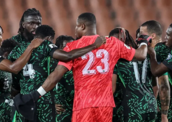 টানা দ্বিতীয় জয়ে নাইজেরিয়া নক আউটে