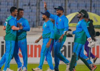 নাঈম ঝড়ে শান্তকে হারাল মিরাজ - অল স্টার্স লড়াই