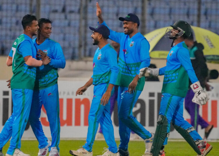 নাঈম ঝড়ে শান্তকে হারাল মিরাজ - অল স্টার্স লড়াই