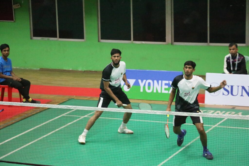 প্রি-কোয়ার্টারে বাংলাদেশি শাটলারদের একটি ম্যাচের দৃশ্য