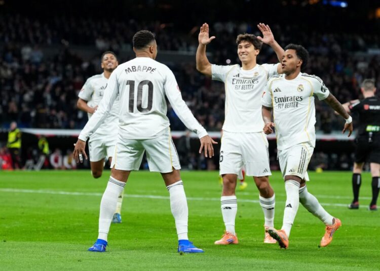 বর্ষশেষ ম্যাচে রিয়াল মাদ্রিদের জয়