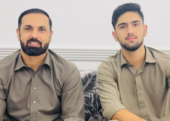 বিপিএলে বাবা-ছেলে খেলবে একই দলে