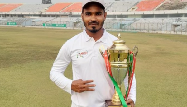 শামসুর রহমানের প্রথম শ্রেণির ক্রিকেটে বিদায়