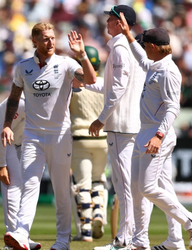 অস্ট্রেলিয়ার মাটিতে টেস্ট জিতলো ইংল্যান্ড