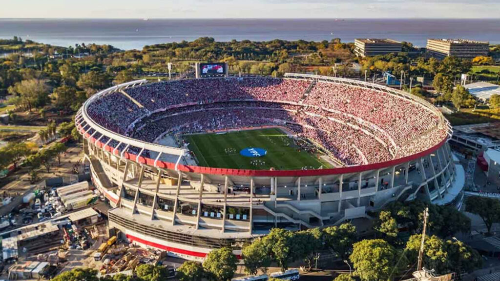 বিশ্বের দ্বিতীয় বৃহৎ স্টেডিয়াম হচ্ছে আর্জেন্টিনায়