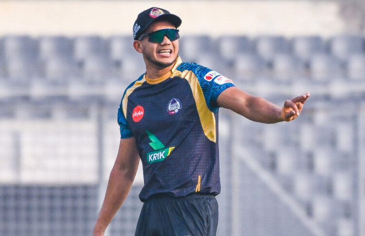 দলের সেরা পেসারের চোটে দুশ্চিন্তায় ঢাকা