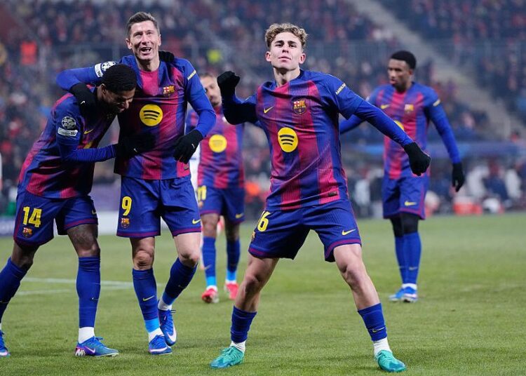 ফারমিন লোপেজের জোড়া গোলে স্বস্তির জয় বার্সার