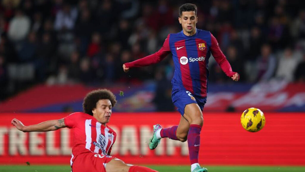 দেড় বছর পর বার্সায় ফিরছেন কান্সেলো