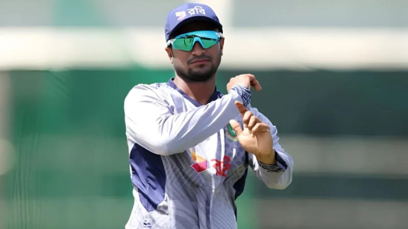 সাকিবকে কেন্দ্রীয় চুক্তির প্রস্তাব করেছে বিসিবি