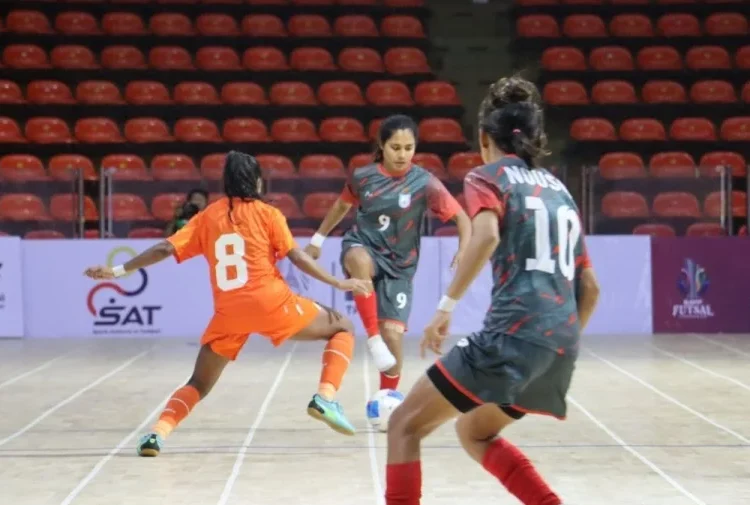 সাবিনার জোড়া গোলে ভারতকে হারাল বাংলাদেশ