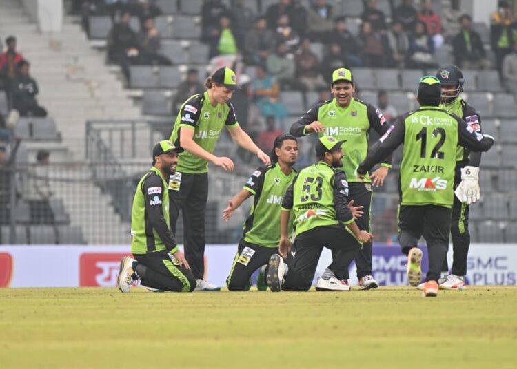 বিপিএলে টানা চতুর্থ হারল নোয়াখালীর