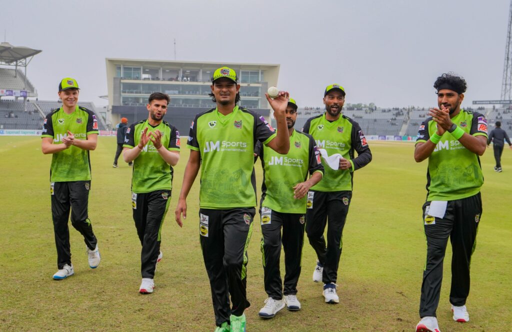 নাসুমের বিষাক্ত স্পিনে নোয়াখালীর লজ্জার রেকর্ড