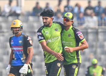 সিলেটের বিপক্ষে ১১১ রানে গুটিয়ে গেল রংপুর