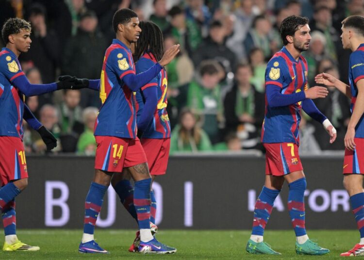 গোলের পর বার্সেলোনার খেলোয়াড়রা