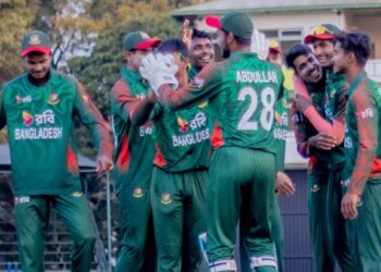 যুব বিশ্বকাপে ভারতের বিপক্ষে টস জিতে ফিল্ডিংয়ে বাংলাদেশ