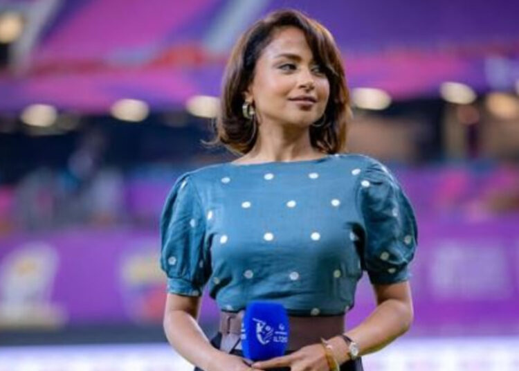 এবার বিপিএল থেকে বাদ ভারতীয় উপস্থাপিকা