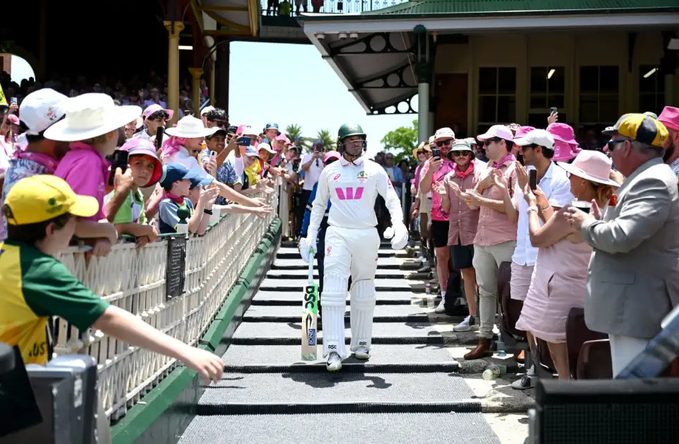 খাজার বিদায়ী টেস্টে জয়ের সুবাস পাচ্ছে অস্ট্রেলিয়া