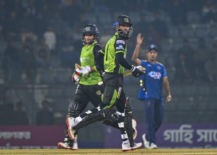 ঢাকাকে ১৮১ রানের চ্যালেঞ্জিং লক্ষ্য দিয়েছে সিলেট