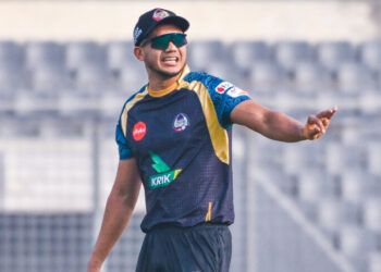 দলের সেরা পেসারের চোটে দুশ্চিন্তায় ঢাকা