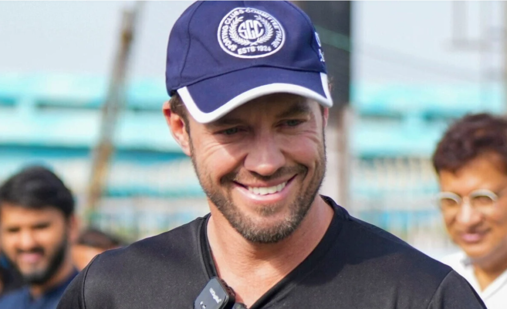 বাংলাদেশ পাশে এবার ডি ভিলিয়ার্স