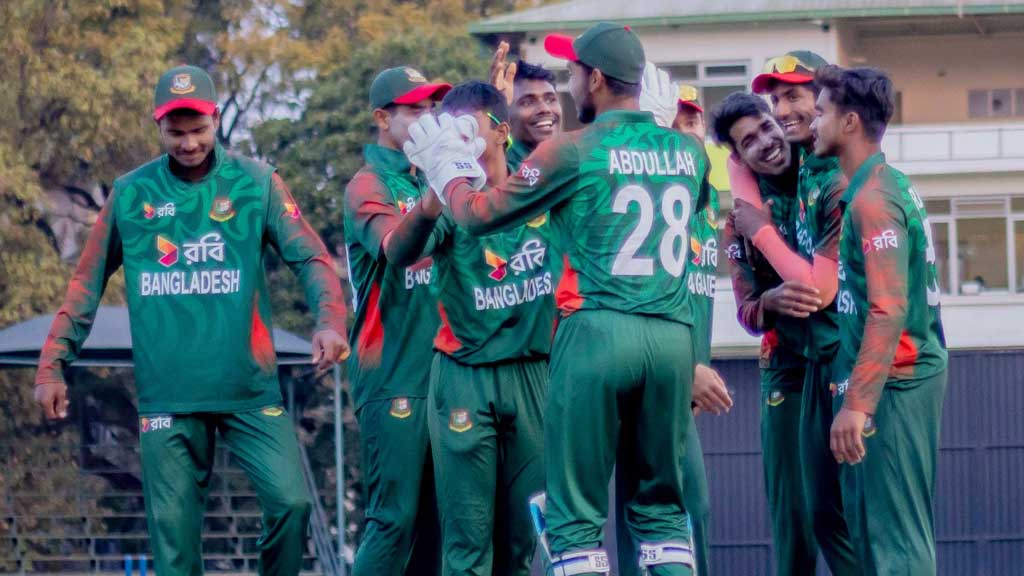 বিশ্বকাপে ভারতের বিপক্ষে টস জিতে ফিল্ডিংয়ে বাংলাদেশ