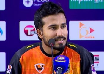 ব্যাটিং অর্ডারের পরিবর্তন নিয়ে যে ব্যাখ্যা দিলেন আফিফ