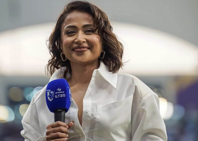 স্বেচ্ছায় বিপিএল থেকে সরে গেছেন ভারতীয় উপস্থাপিকা