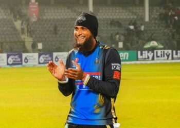 ফিনিশার মাহমুদউল্লাহ রিয়াদের ব্যাটিংয়ে মুগ্ধ - আশরাফুল