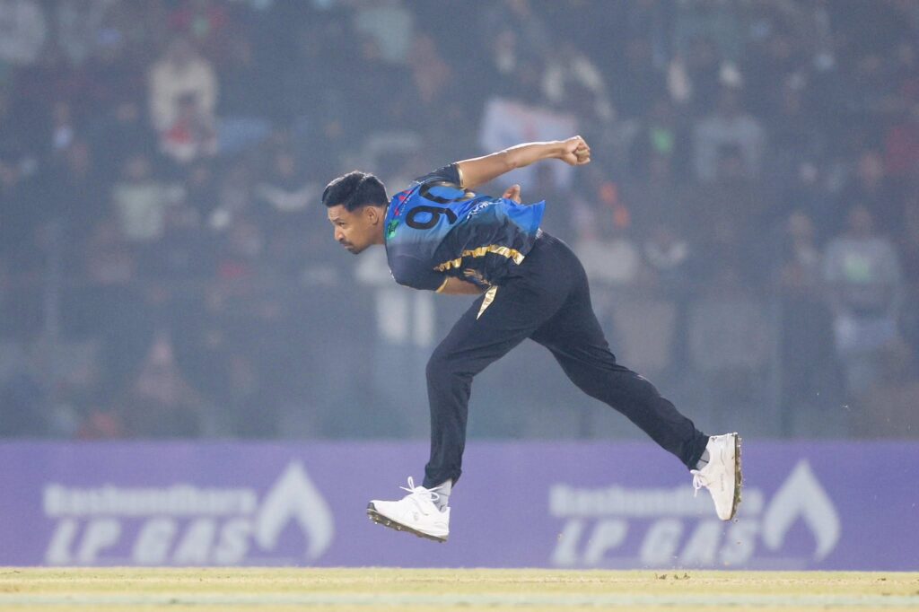 মোস্তাফিজের নজর এখন শুধুই মাঠে