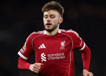 মৌসুম শেষ লিভারপুল ডিফেন্ডারের